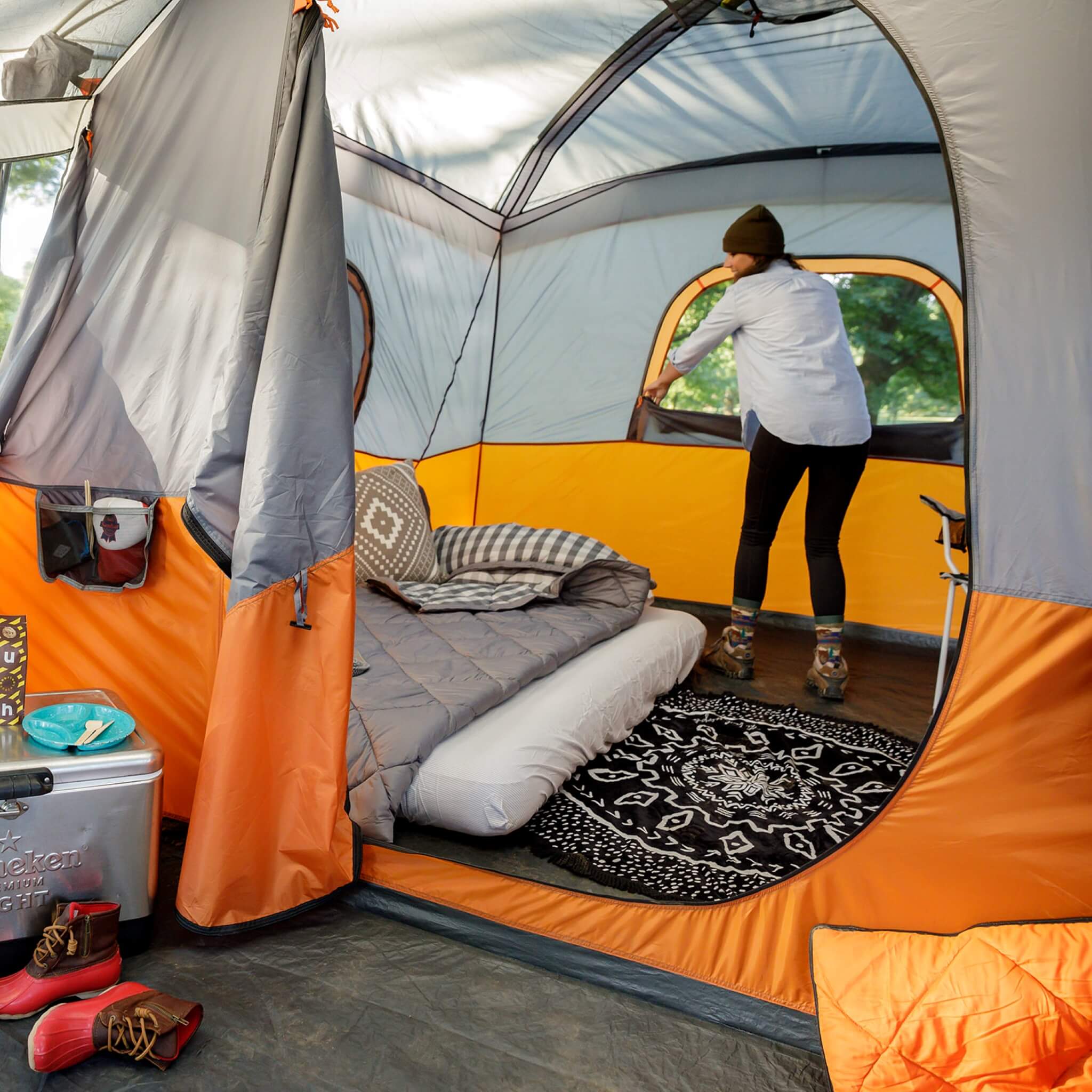11 Person Cabin Tent with Screen Room - Image 8