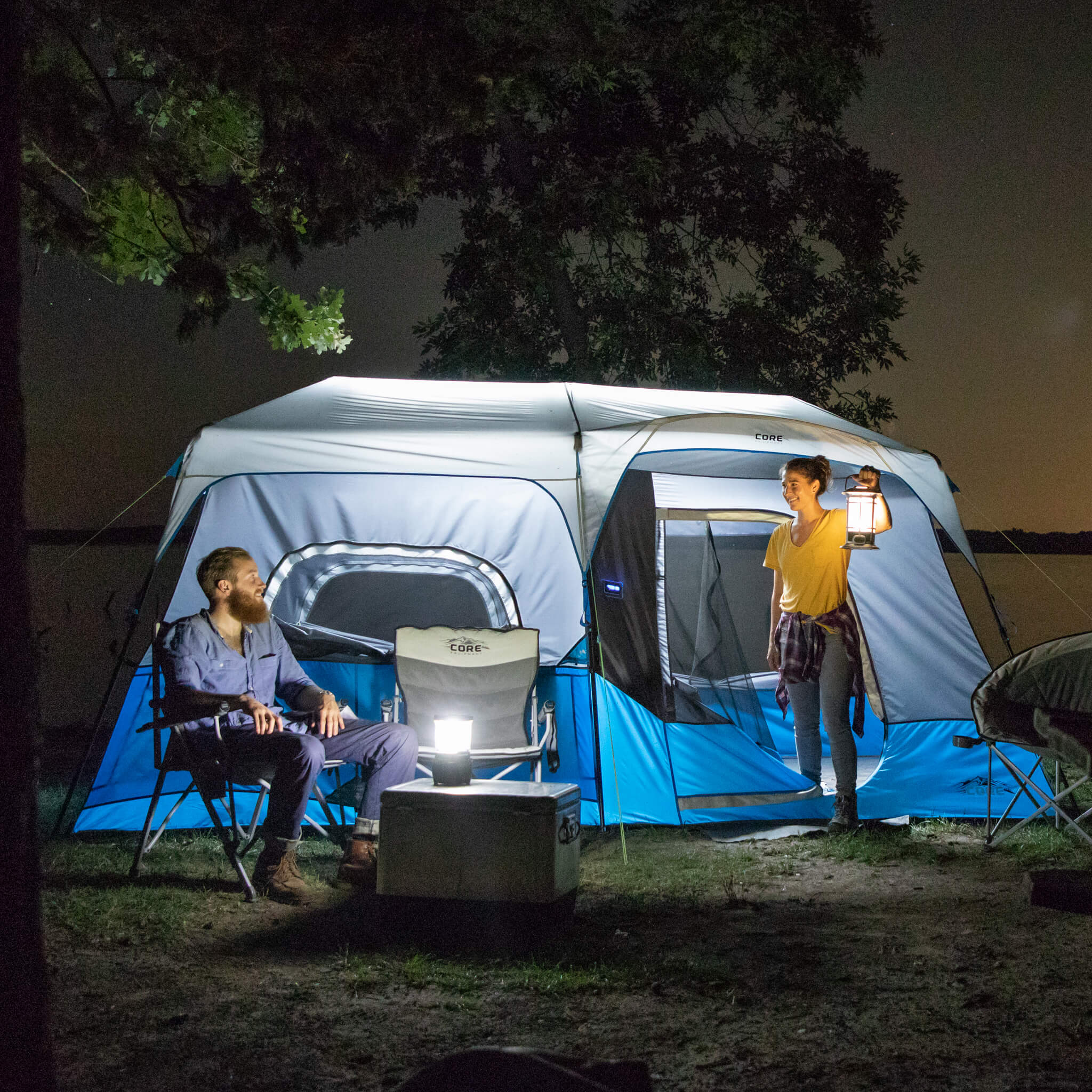 9 Person Lighted Instant Cabin Tent - Image 2